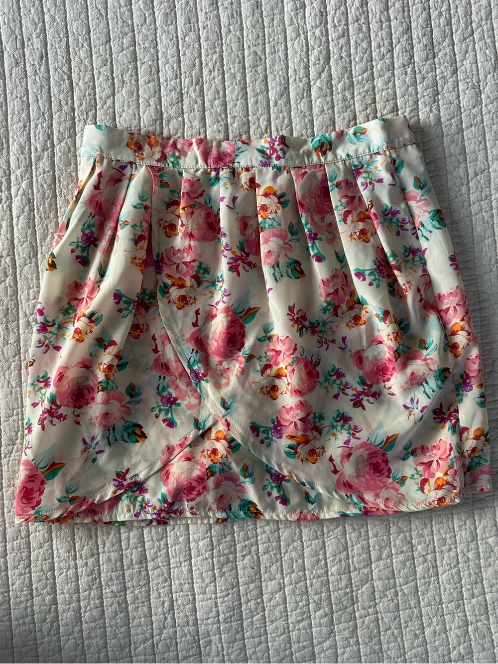 Gaudi' Cream Mini Skirt with Pink Floral Print 582